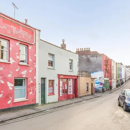 Daire Bath Buildings *